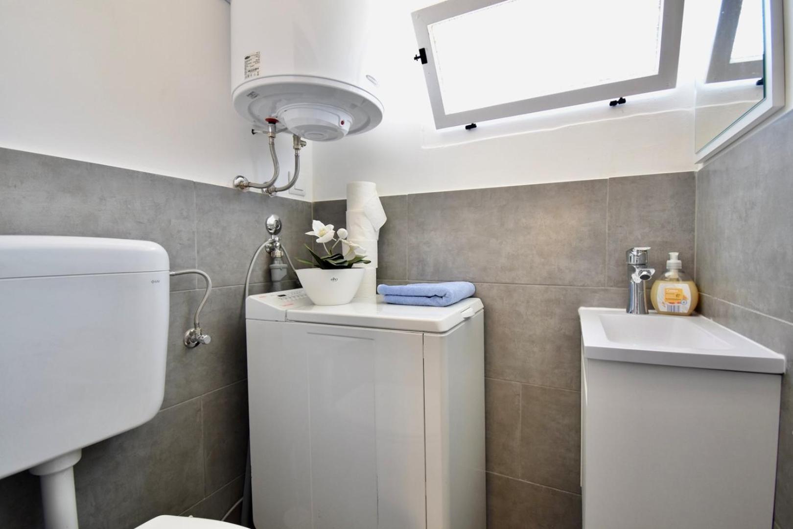 Suncani Krovovi Apartment Pula